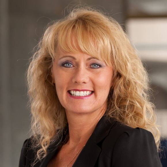 Meet your Posher, Ann - Picture 1 of 1